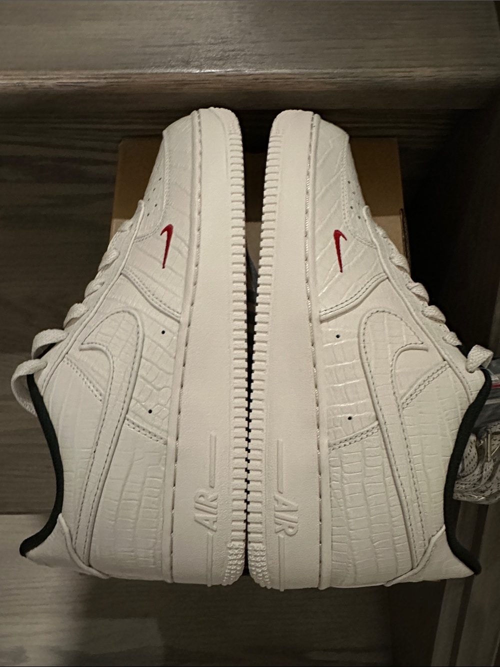 Kith x Nike Air Force 1 Low GS - Picture 4 of 9
